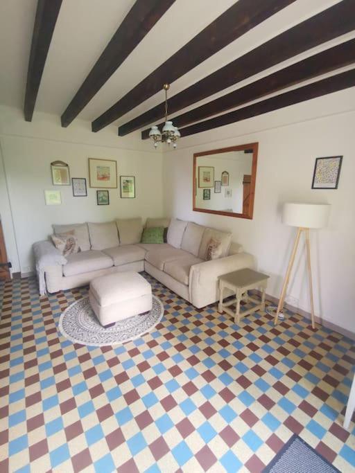 The Walnut Tree. Apartment Saint-Aulaye-Puymangou ภายนอก รูปภาพ